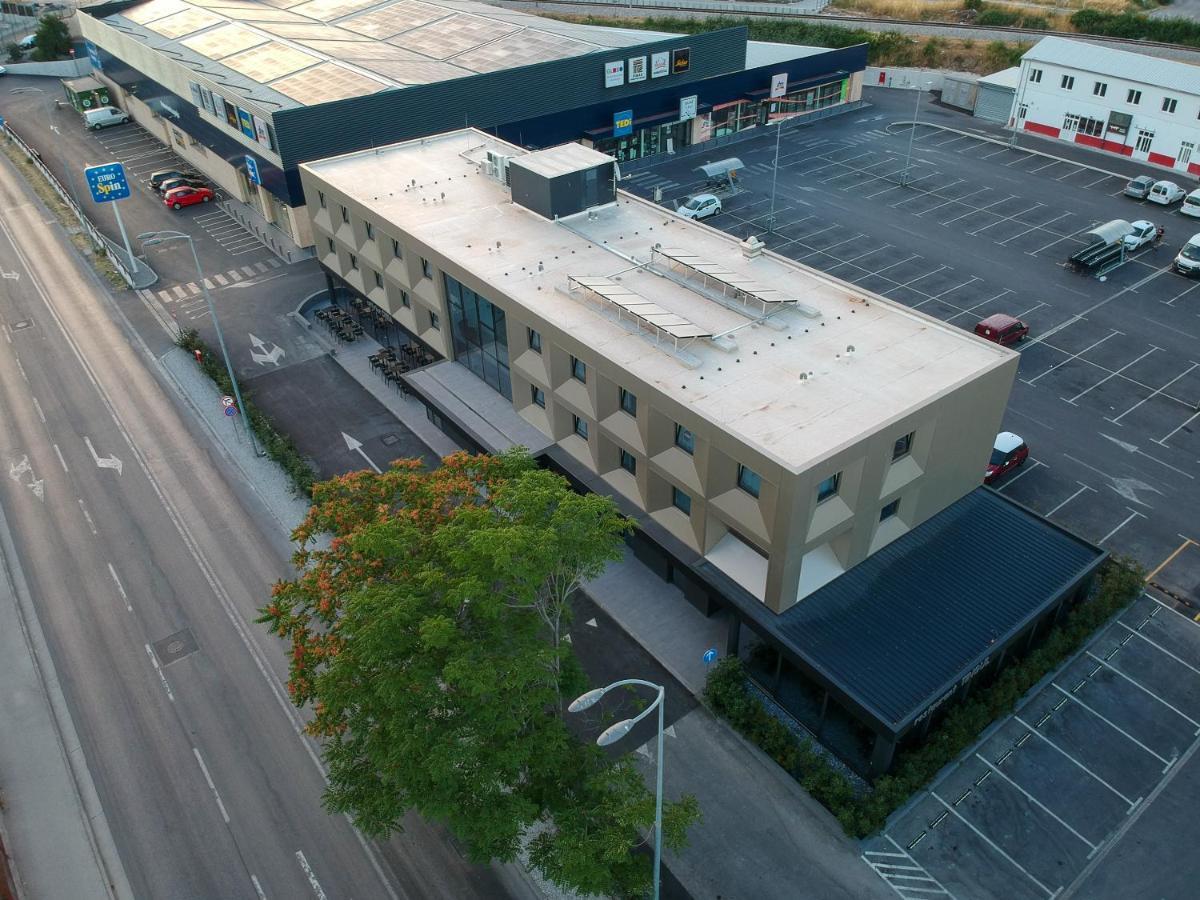 Hotel Batuda Split Luaran gambar