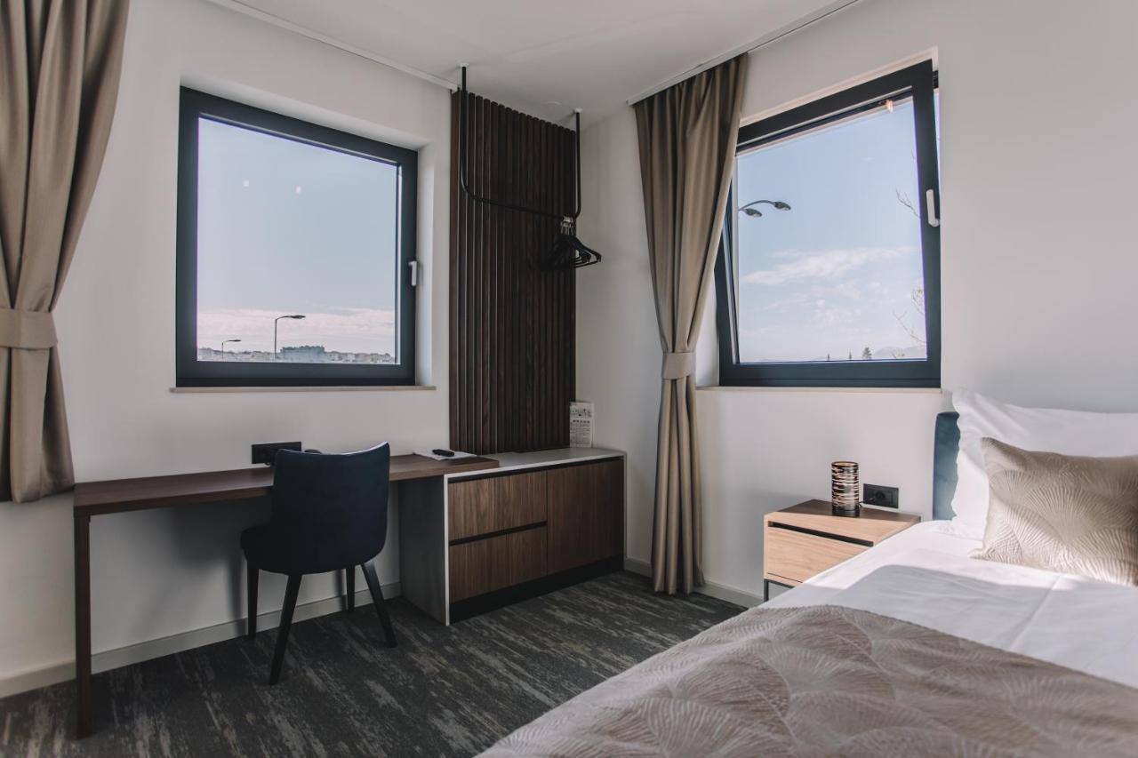 Hotel Batuda Split Luaran gambar
