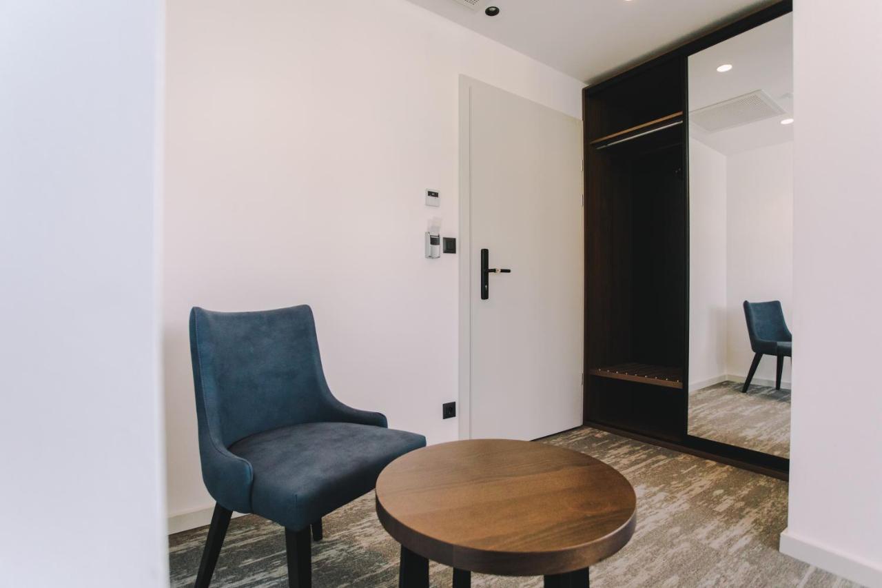 Hotel Batuda Split Luaran gambar