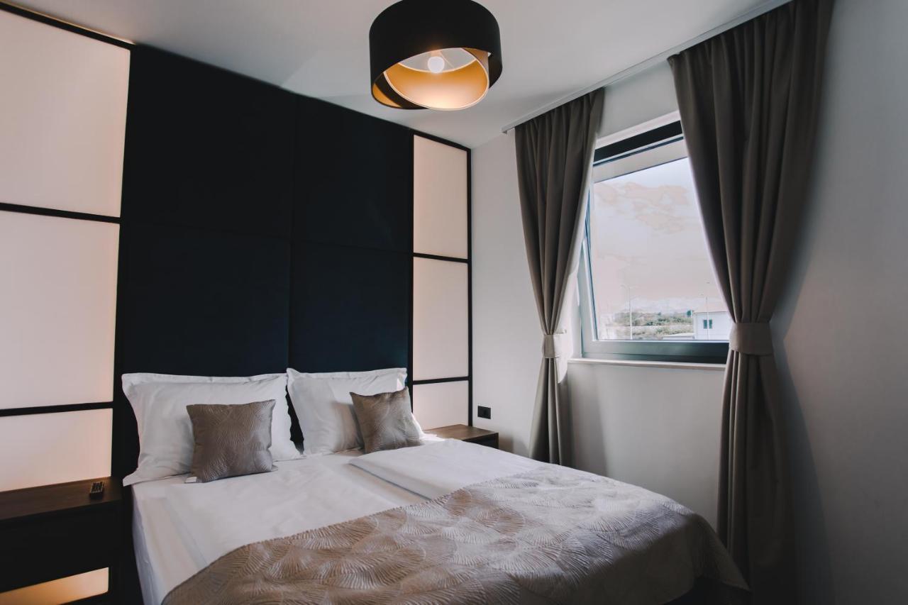 Hotel Batuda Split Luaran gambar