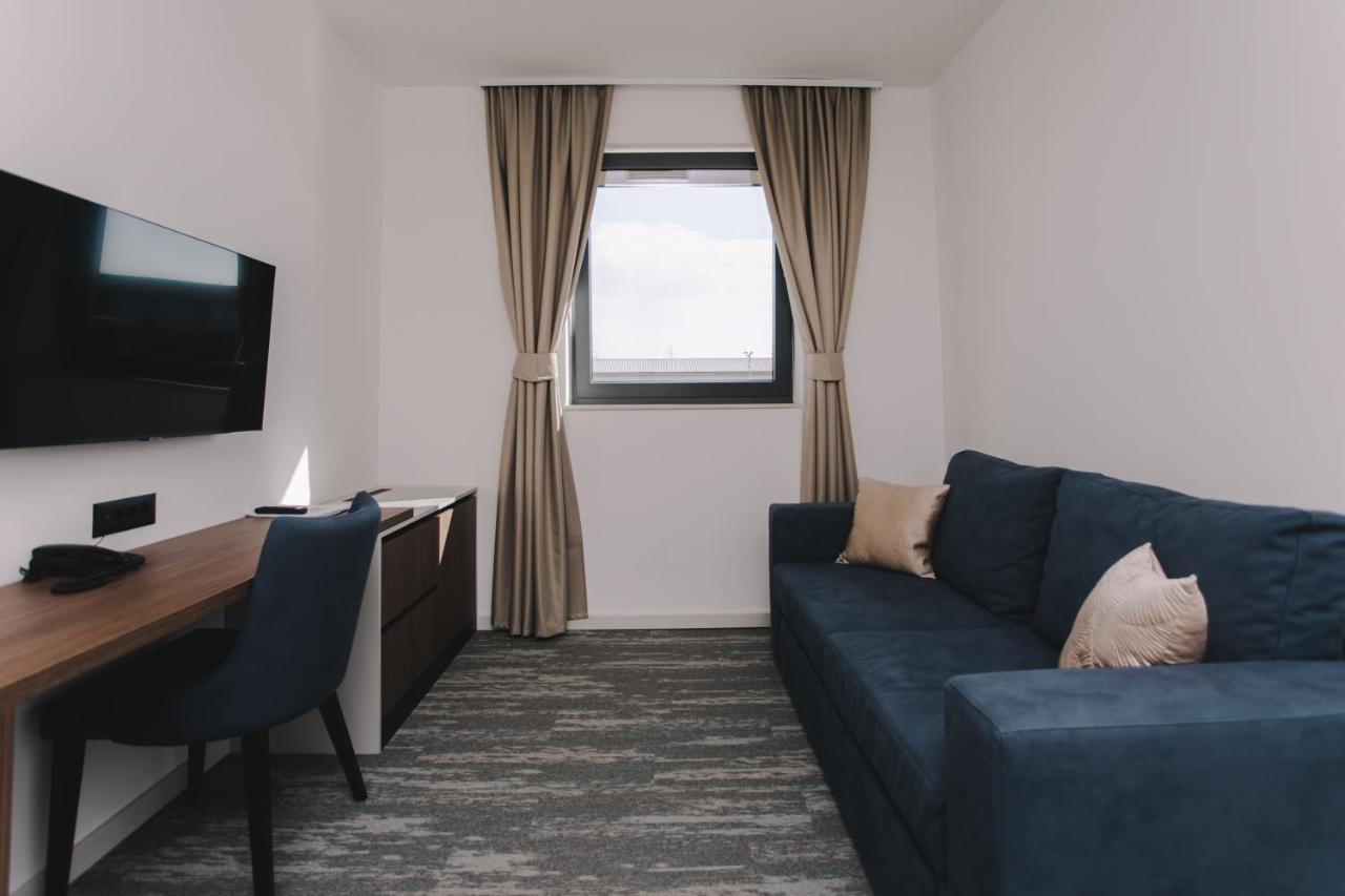 Hotel Batuda Split Luaran gambar