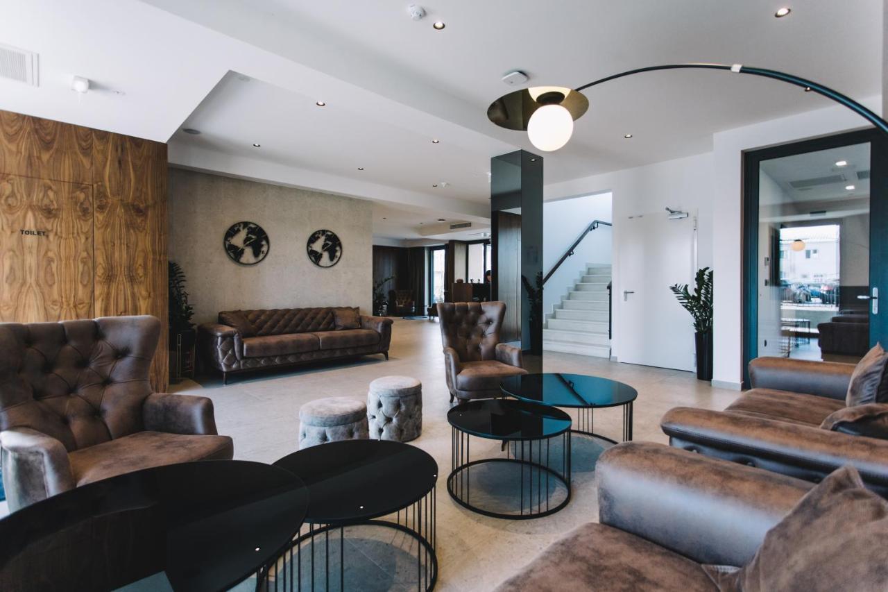 Hotel Batuda Split Luaran gambar